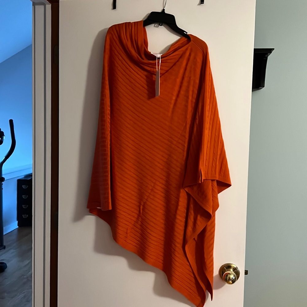 NWT Orange Marley Lilly Light Sweater Poncho